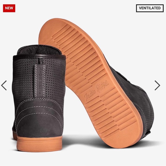 Indie Ridge Men's Black and Tan High-Top Sneakers - Picture 5 of 5